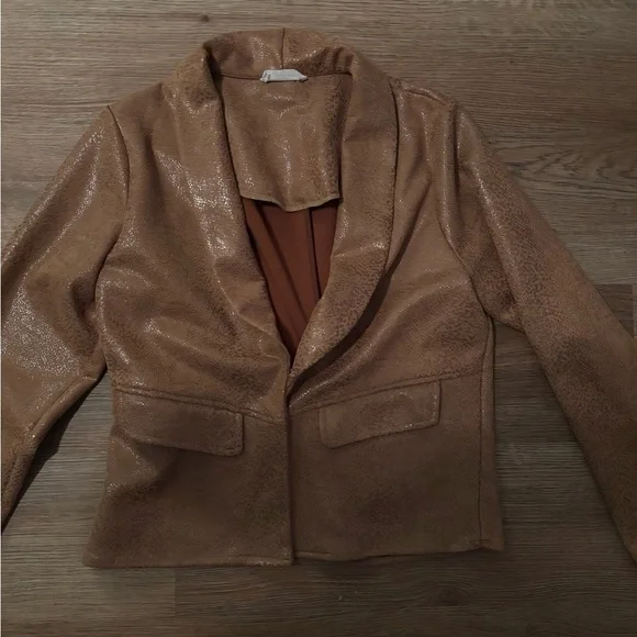 Sage snakeskin blazer —Size small - Picture 2 of 5